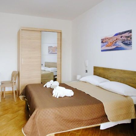 Sofia Rooms กัสเตลลัมมาเร เดล โกลโฟ ภายนอก รูปภาพ