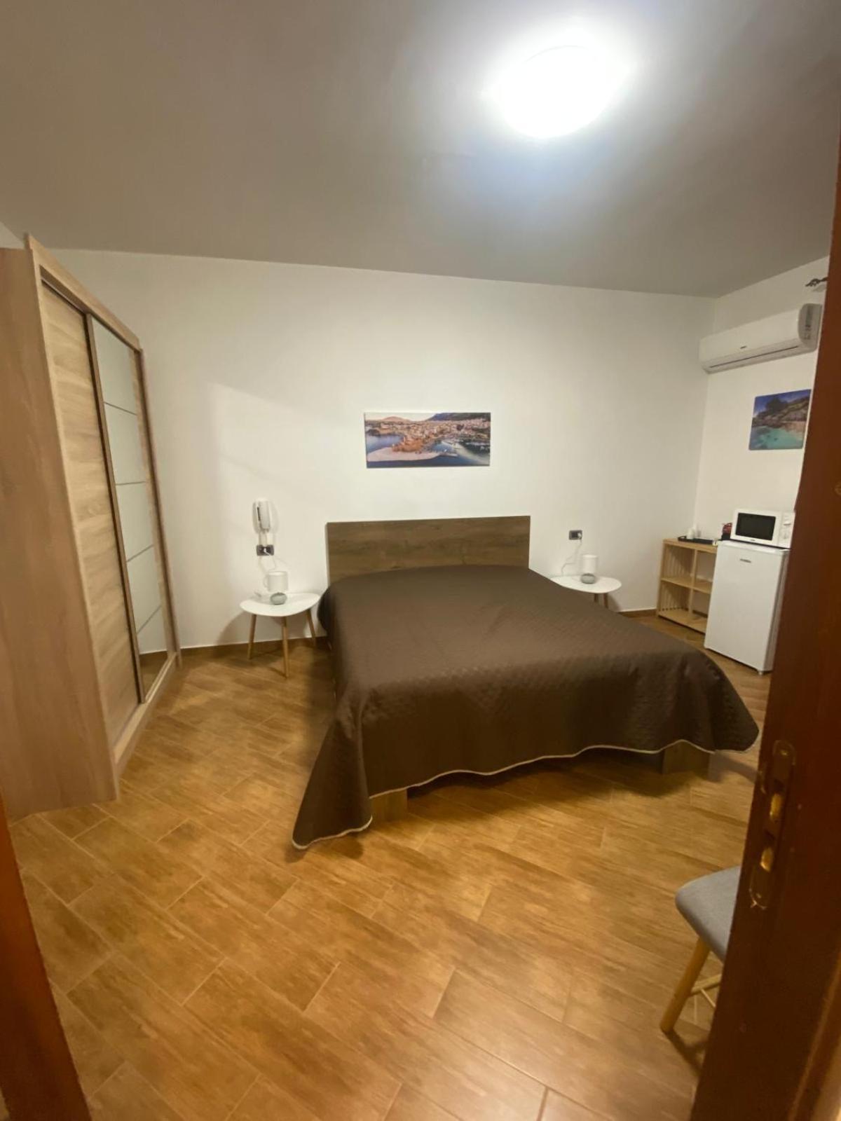Sofia Rooms กัสเตลลัมมาเร เดล โกลโฟ ภายนอก รูปภาพ